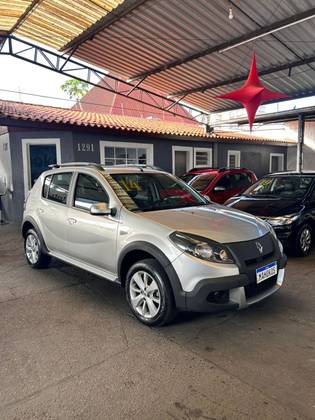 RENAULT SANDERO 1.6 STEPWAY 16V FLEX 4P AUTOMÁTICO